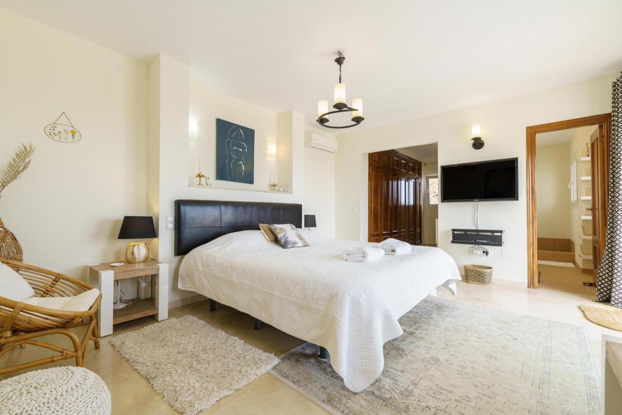 Villa Mirador De Valtocado Михас Екстериор снимка